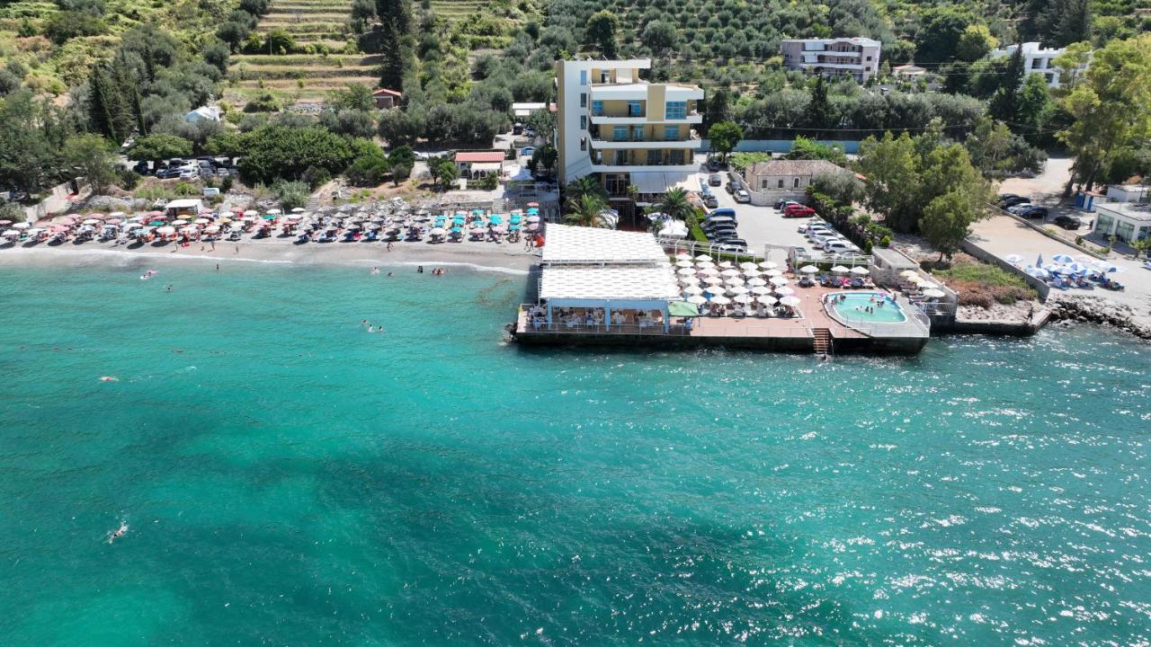 Paradise Beach Hotel Radhimë Exteriör bild
